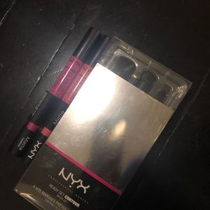 NYX Cosmetics GLOSS LIPSTICK AND CONTOUR BUNDLE